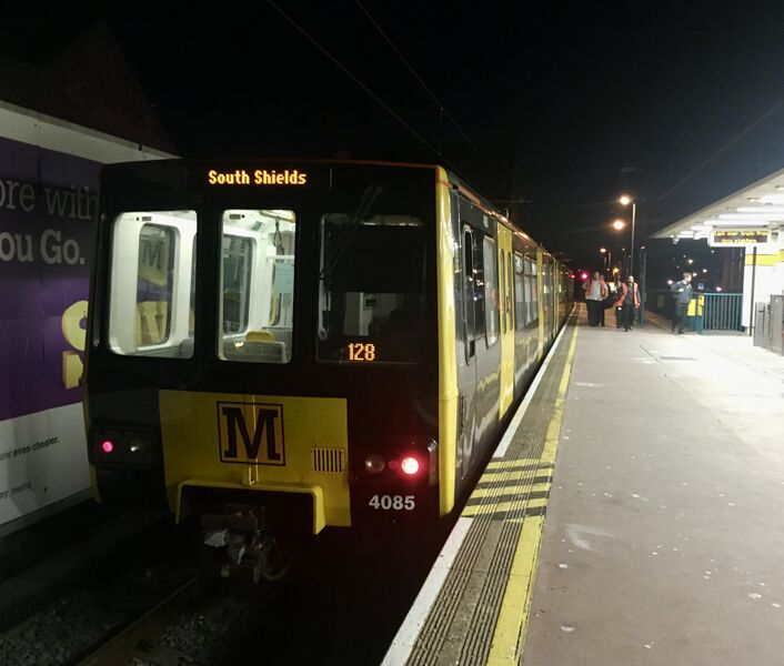 File:Last train at old South Shields.JPEG