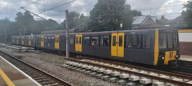 File:Metrocar 4015 at Monkseaton.jpg