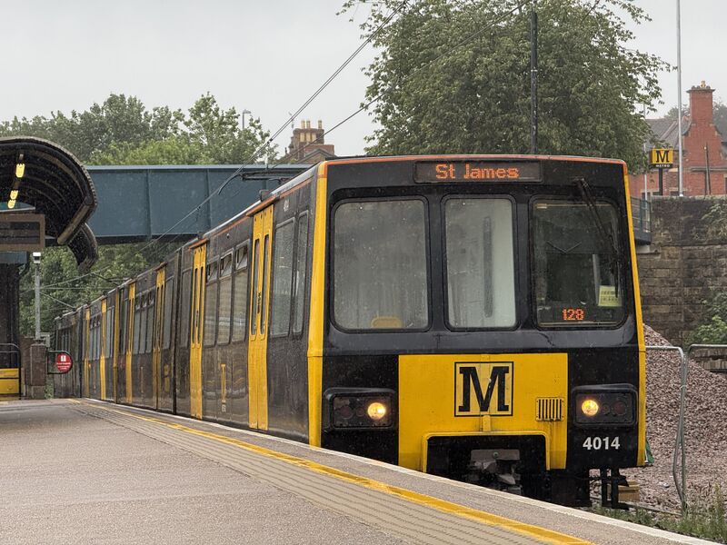 File:Metrocar 4014.jpeg